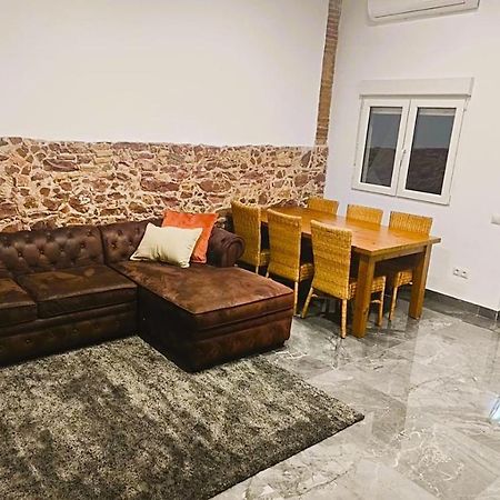 Beautiful Appartment In Martorell Luaran gambar